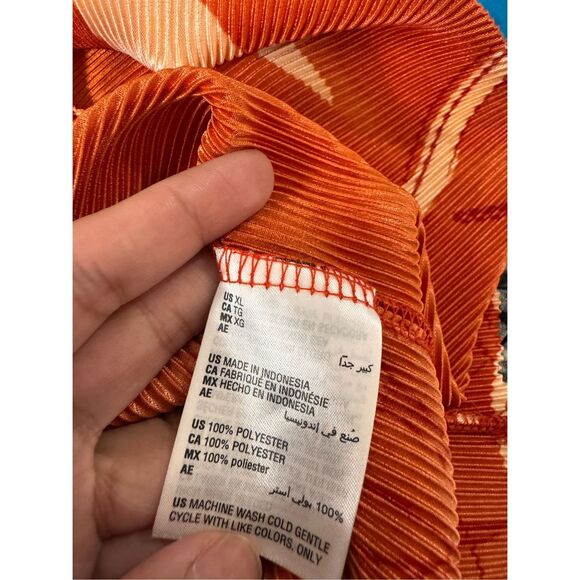 Alfani Red and Orange Floral Blouse - Picture 4 of 7